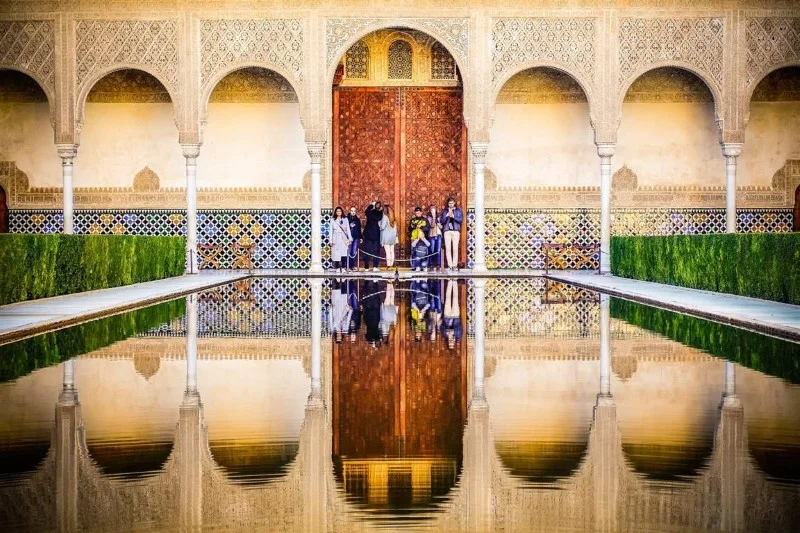 Granada: Alhambra, Pałace Nasrydów i ogrody Generalife — bilety i przewodnik w cenie 2