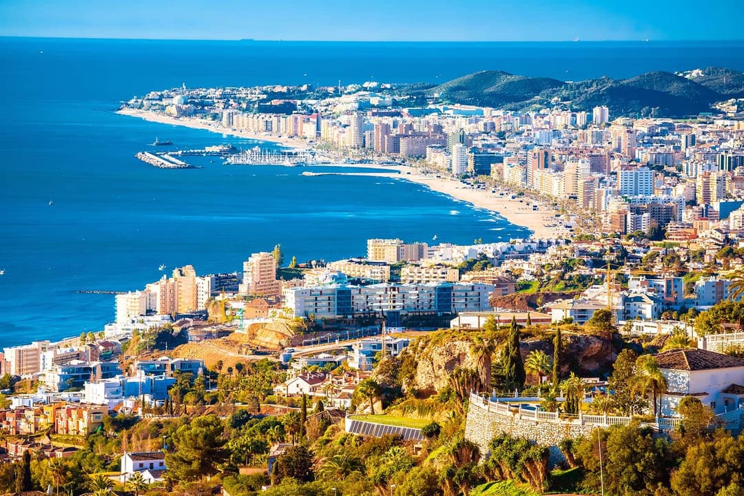 Costa del Sol — przewodnik: gdzie jest, które miasteczko wybrać, atrakcje, plaże, jak się poruszać i jakie wycieczki zrobić z wybrzeża